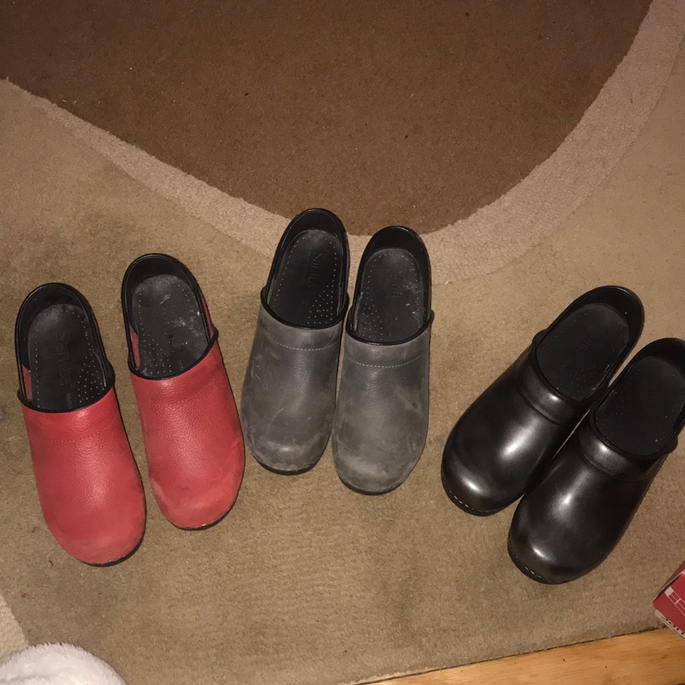 Sanita 39 narrow and 39 reg width shoe.Make offer!